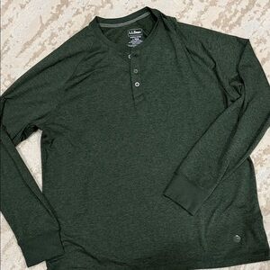 LL bean performance Henley. large- like new!